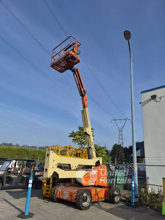 2018 JLG E450AJ Articulating Boom Lift