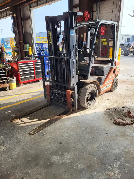 2019 Toyota 8FDU25 Warehouse Forklift