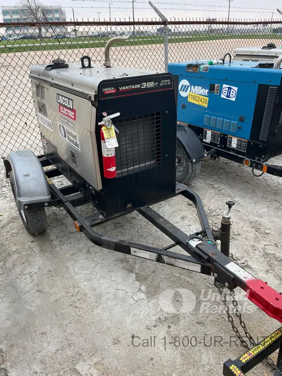 2023 Lincoln Electric VANTAGE 322 Welder