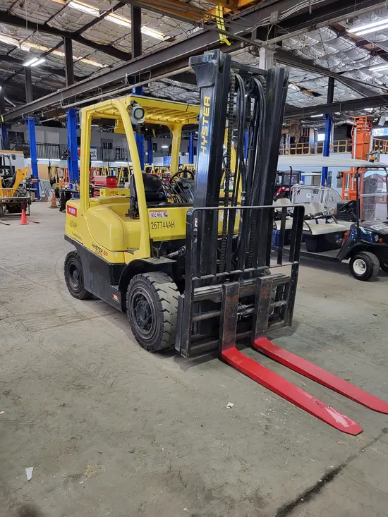 2014 HYSTER H80FT Warehouse Forklift