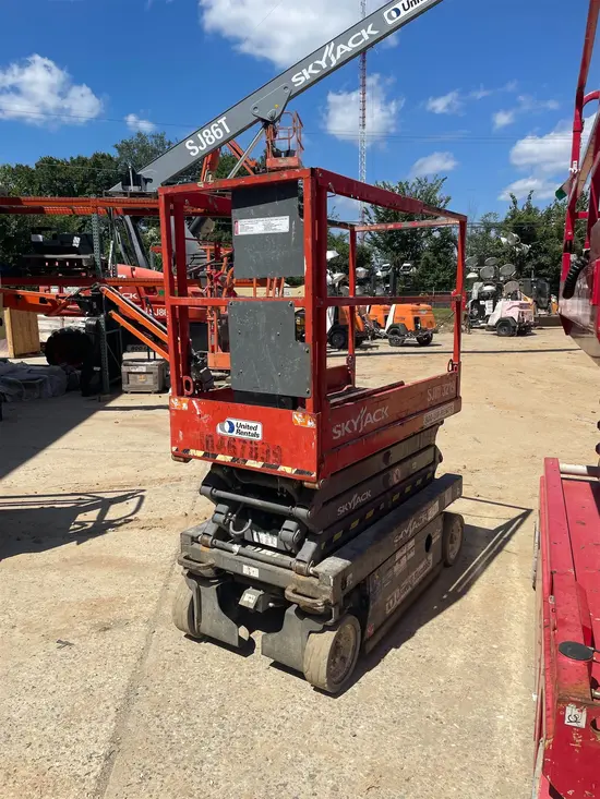 2016 Skyjack SJIII3219 Scissor Lift