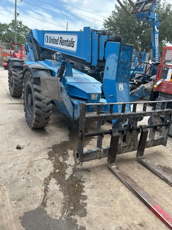 2017 Genie GTH-1056 Forklift
