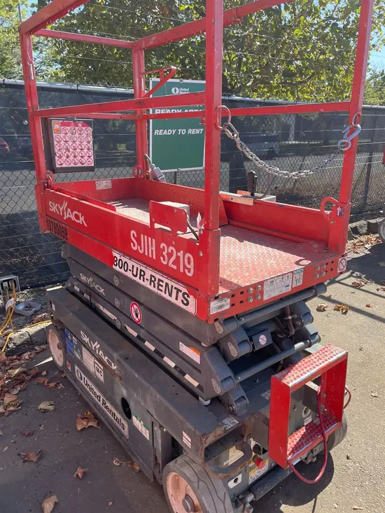 2018 Skyjack SJIII3219 Scissor Lift