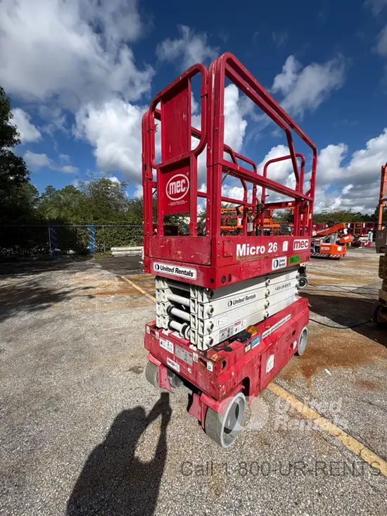 2019 MEC MICRO 26 Scissor Lift