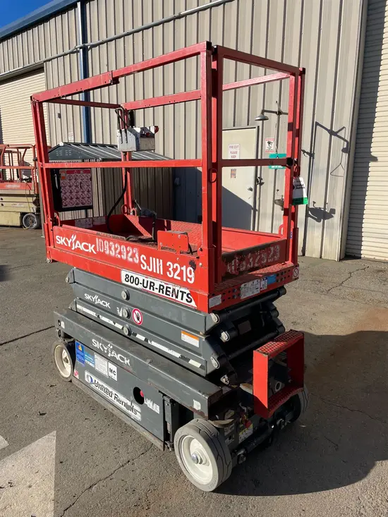 2018 Skyjack SJIII3219 Scissor Lift