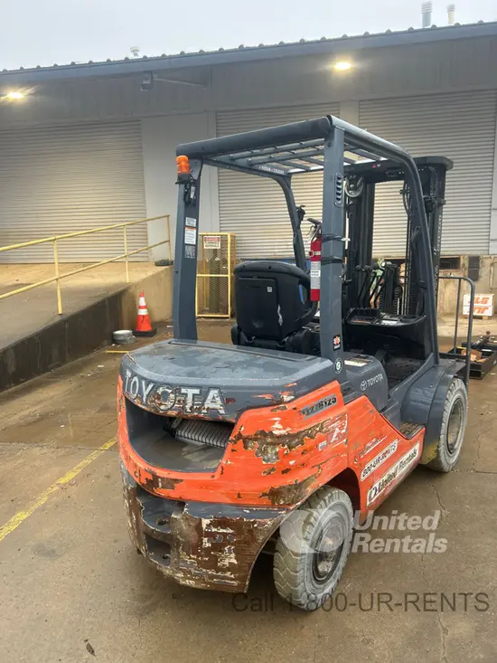 2021 Toyota 8FDU25 Warehouse Forklift
