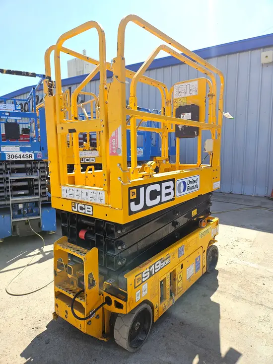 2019 JCB S1930E Scissor Lift