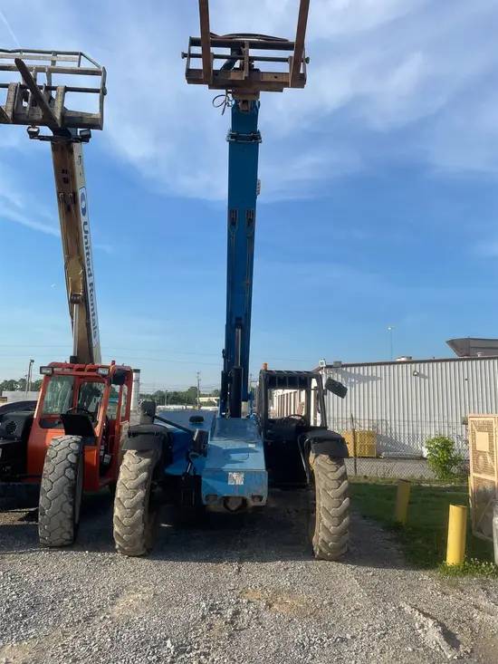 2015 Genie GTH-844D Forklift