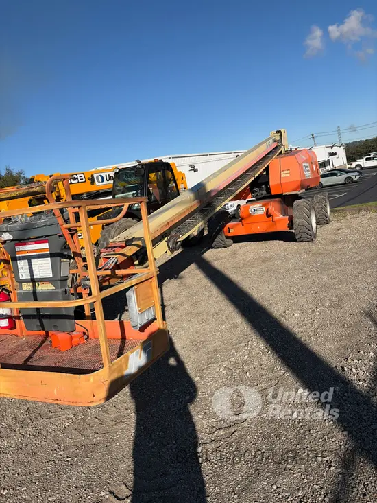 2017 JLG 800S Boom Lift