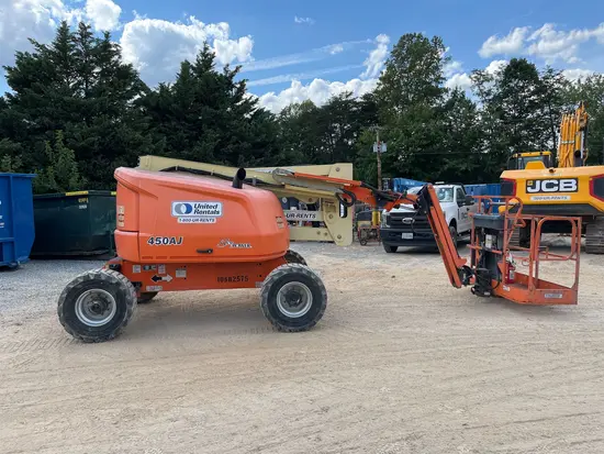 2017 JLG 450AJ Articulating Boom Lift