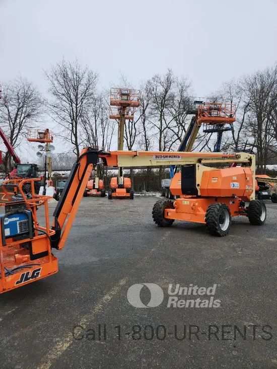 2017 JLG 800AJ Articulating Boom Lift
