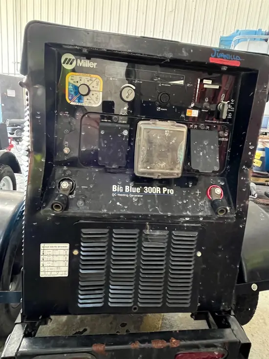 2022 Miller Welders Big Blue 300R Welder
