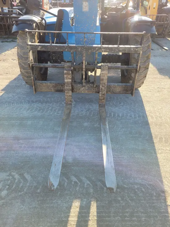 2016 Genie GTH-636 Forklift