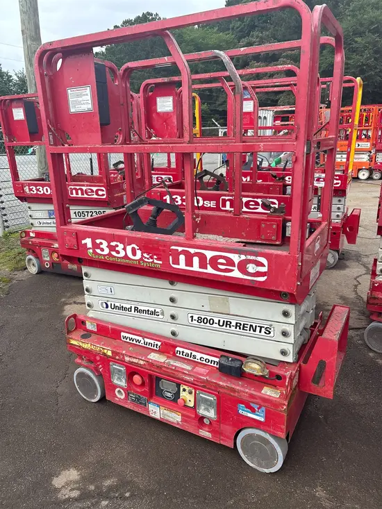 2019 MEC 1330SE Scissor Lift