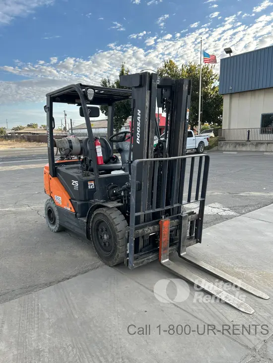 2022 Doosan G25P-7DF Warehouse Forklift