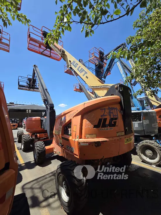 2017 JLG 400S Boom Lift