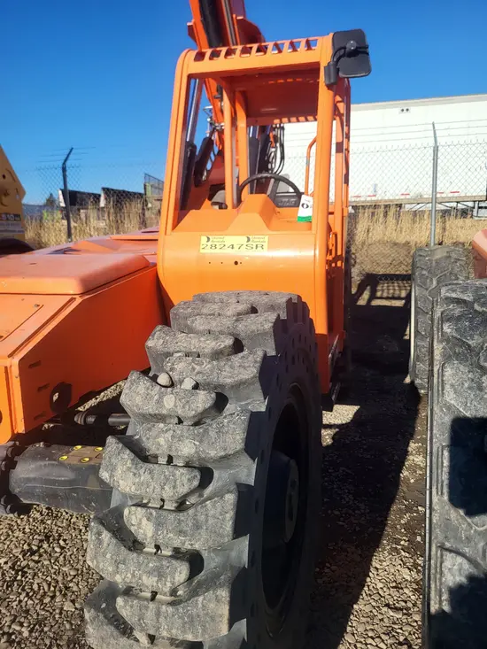 2017 SKYTRAK 8042 Forklift