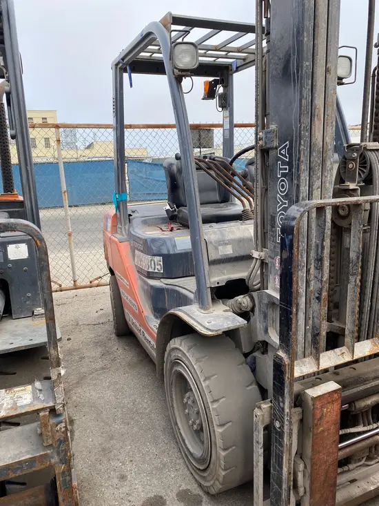 2019 Toyota 8FDU30 Warehouse Forklift