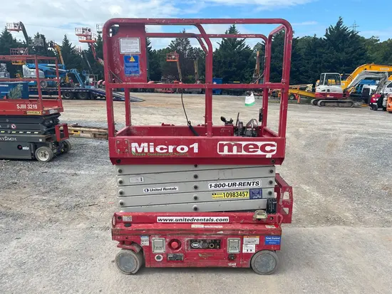 2019 MEC MICRO 19 Scissor Lift