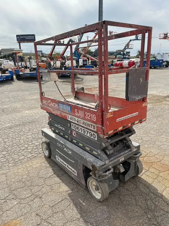 2017 Skyjack SJIII3219 Scissor Lift