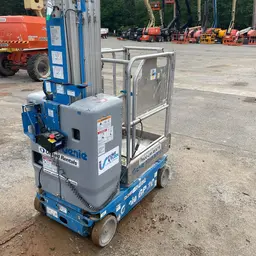 2019 Genie GR-20 Self-Propelled One-Person Lift