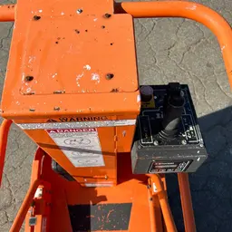 2018 Snorkel TM12 Self-Propelled One-Person Lift