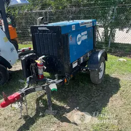 2021 Miller Welders Big Blue 300R Welder