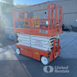 2018 Snorkel S4732E Scissor Lift