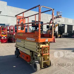 2017 JLG 2632ES Scissor Lift