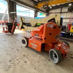 2016 JLG E400AJPN Articulating Boom Lift