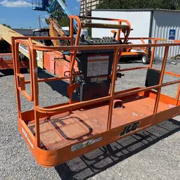 2017 JLG 800S Boom Lift