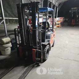2018 Toyota 8FGU25 Warehouse Forklift