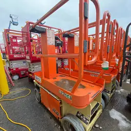 2018 JLG 1230ES Self-Propelled One-Person Lift
