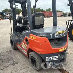 2021 Toyota 8FDU25 Warehouse Forklift