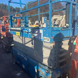 2017 Genie GS-3232 Scissor Lift
