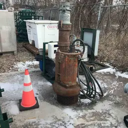 2008 Tsurumi Pump 8 ELE SUB 35HP3 Pump