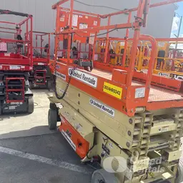 2020 JLG 3246ES Scissor Lift