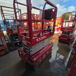 2018 MEC 1330SE Scissor Lift