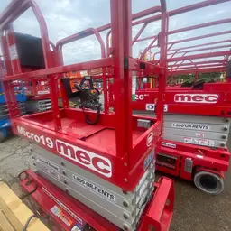 2019 MEC MICRO 19 Scissor Lift