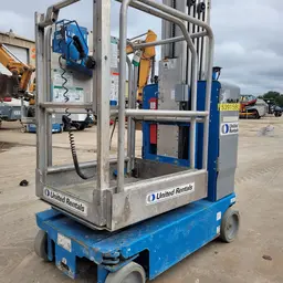 2017 Genie GR-20 Self-Propelled One-Person Lift