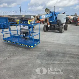 2016 Genie Z-62/40 Articulating Boom Lift