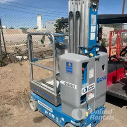 2017 Genie GR-20 Self-Propelled One-Person Lift