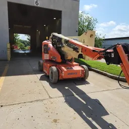 2016 JLG E400AJPN Articulating Boom Lift