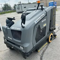 2022 KARCHER B 300 RI LPG Scrubber