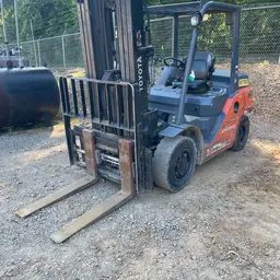2018 Toyota 8FD35U Forklift