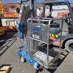 2018 Genie AWP-30SDC Pusharound Lift