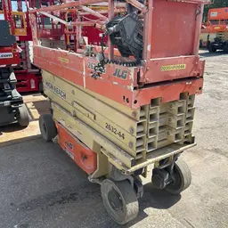2017 JLG 2632ES Scissor Lift