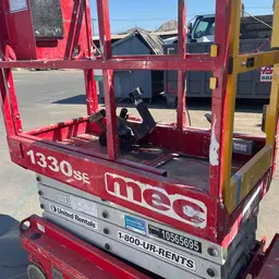 2017 MEC 1330SE Scissor Lift