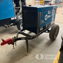 2022 Miller Welders Big Blue 300R Welder