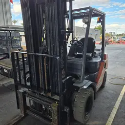 2019 Toyota 8FGU25 Warehouse Forklift